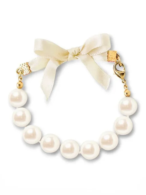 Classy Girls Wear Pearls