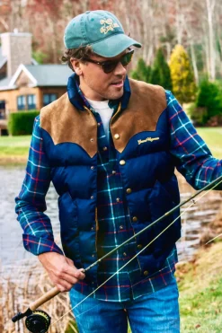 Jeep® x KJP Grand Wagoneer Puffer Vest in Navy
